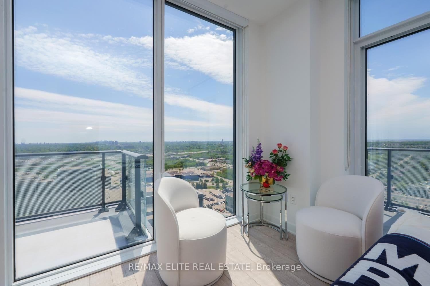 105 Oneida Crescent, Unit PH 10 - Image 5