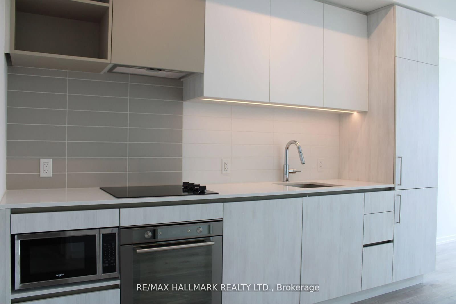 1000 portage Parkway, Unit 5008 - Image 6
