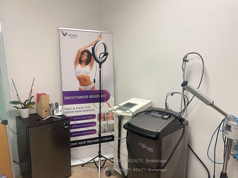 7163 Yonge Street, Unit 214 - Image 3