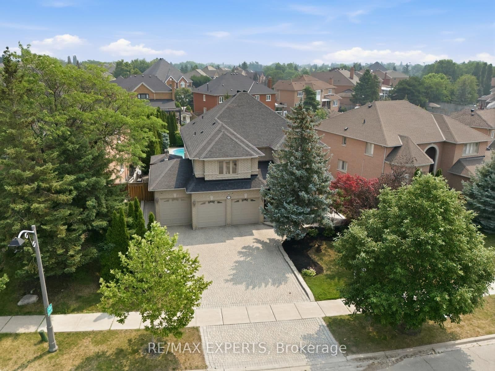 215 Velmar Drive - Image 2
