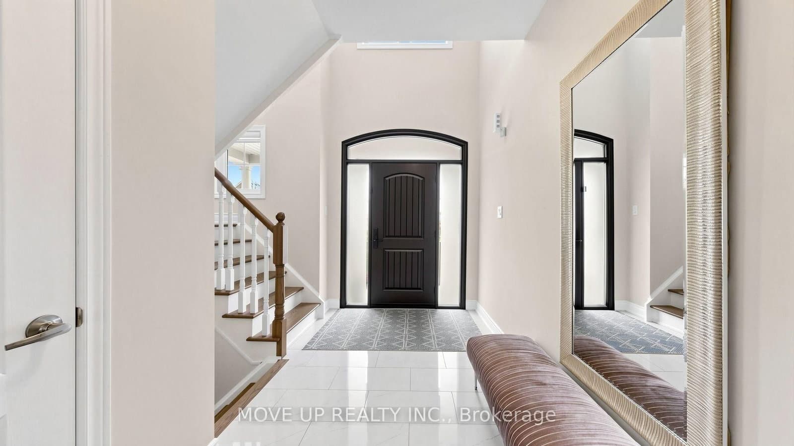 35 Lauderdale Drive - Image 5