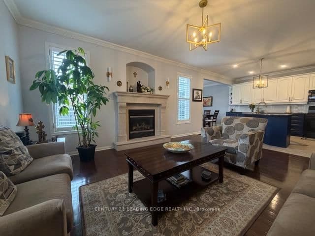 27 Rocking Horse Street - Image 1
