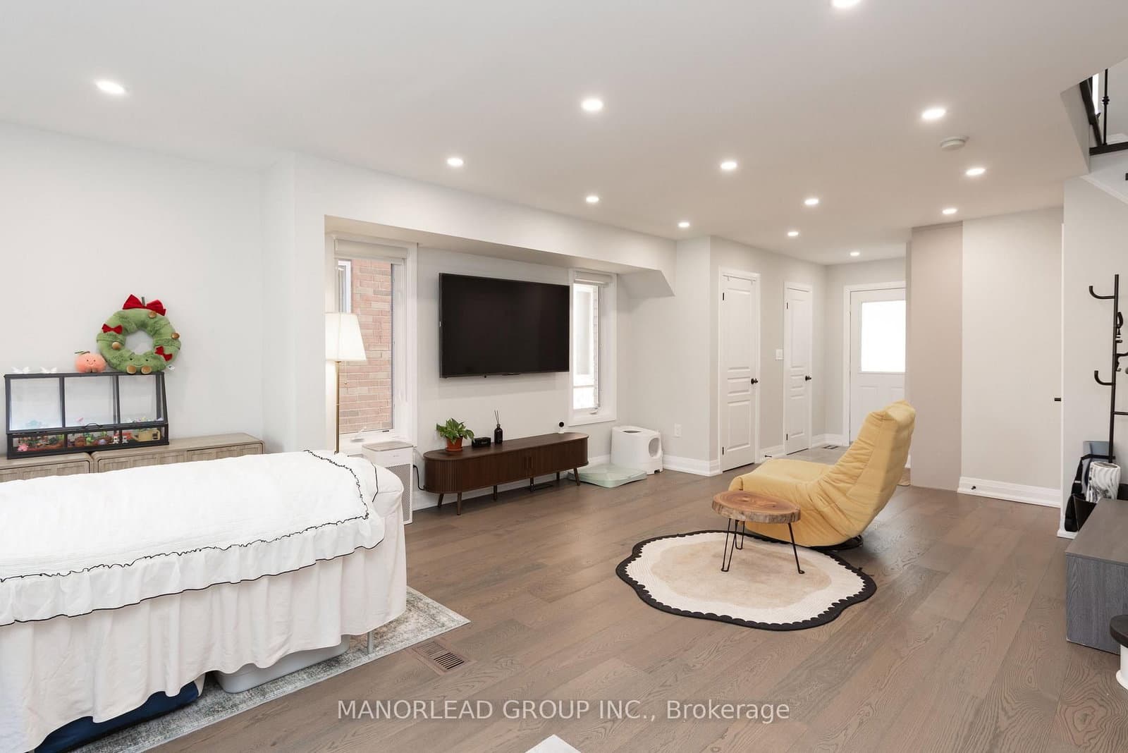 8 Rock Garden Street - Image 3