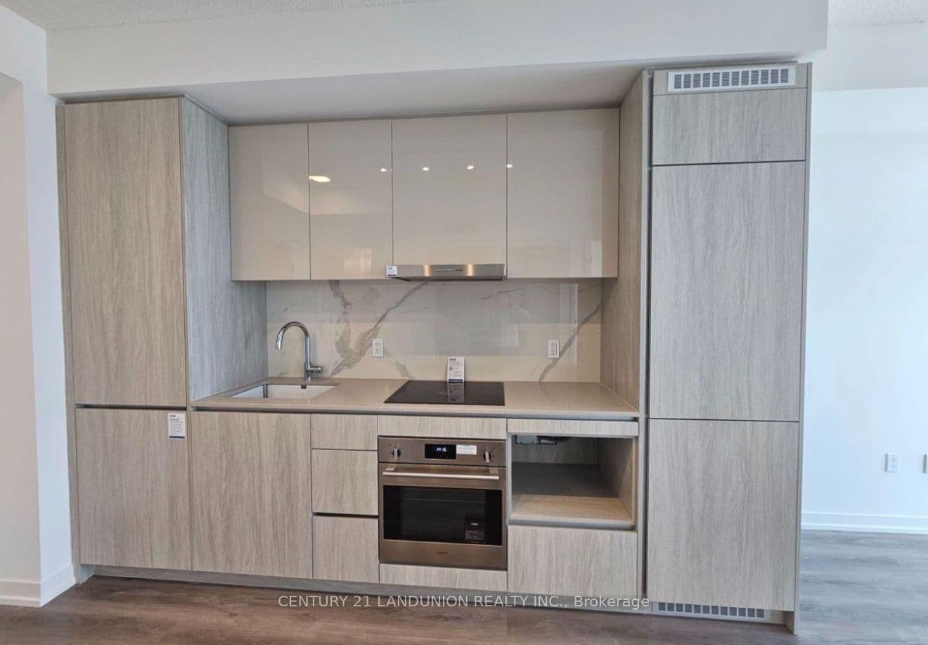 28 Interchange Way, Unit 3102 - Image 5
