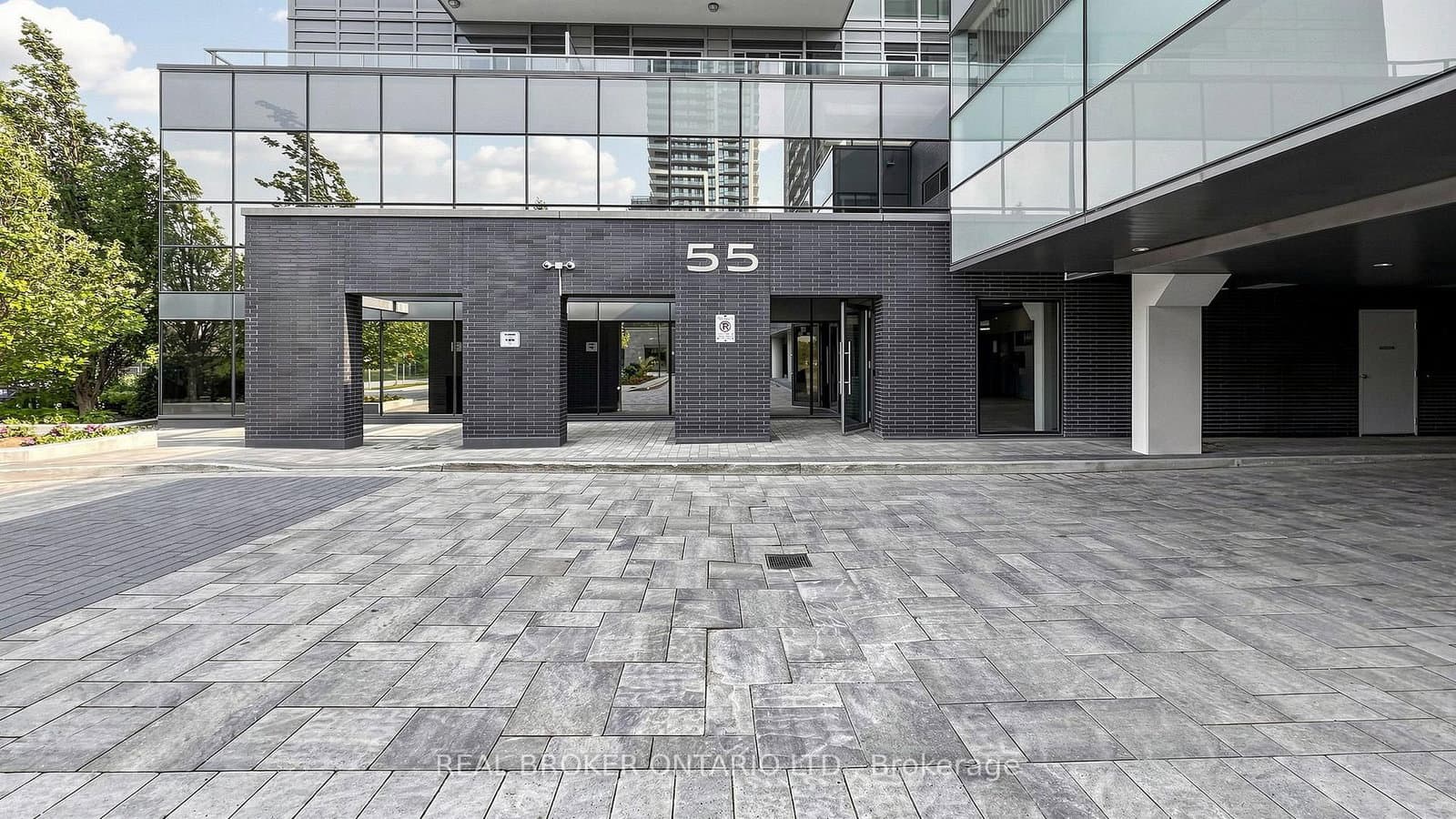 55 Oneida Crescent, Unit 801 - Image 4