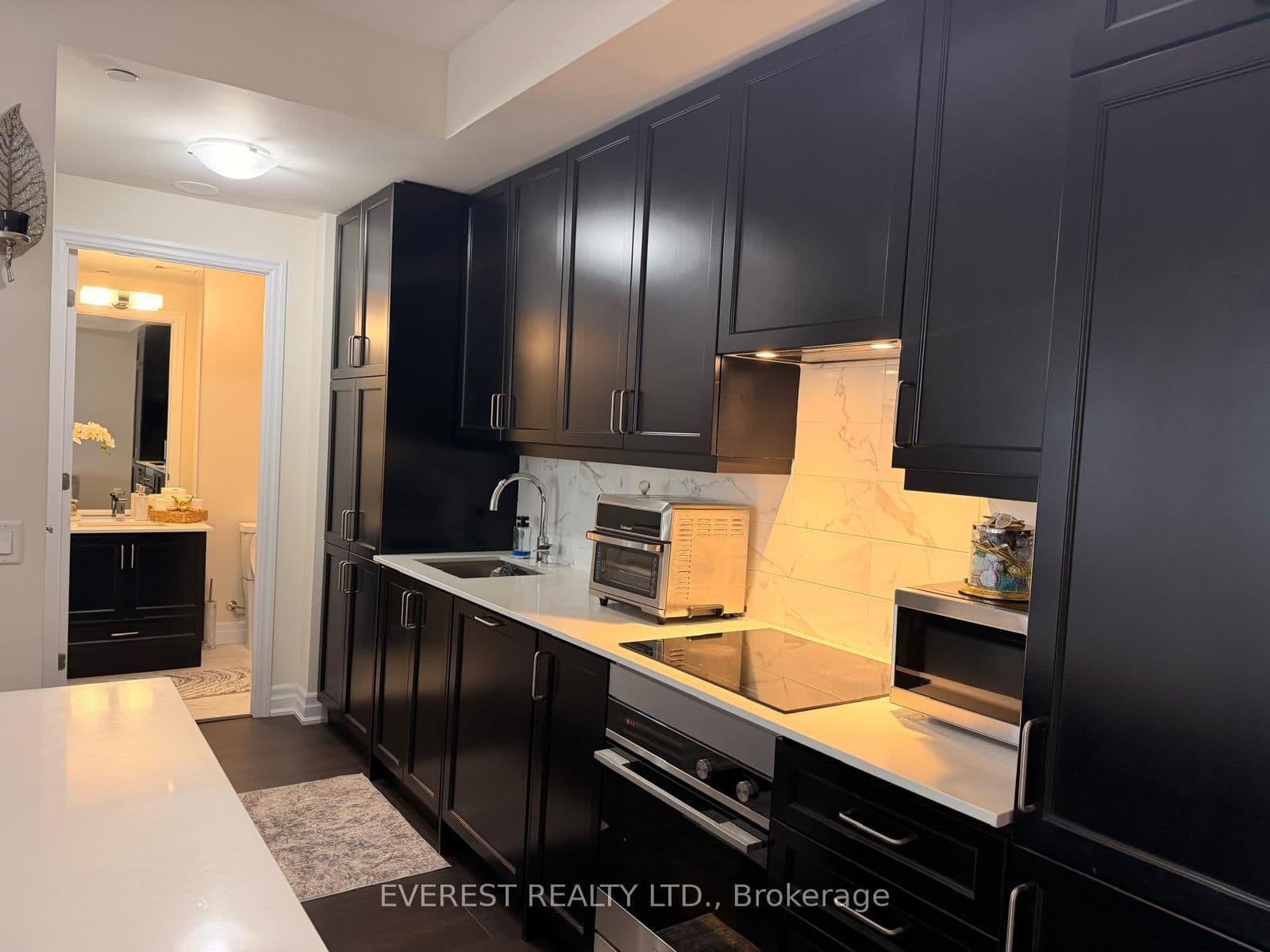 9075 Jane Street, Unit 1706 - Image 5