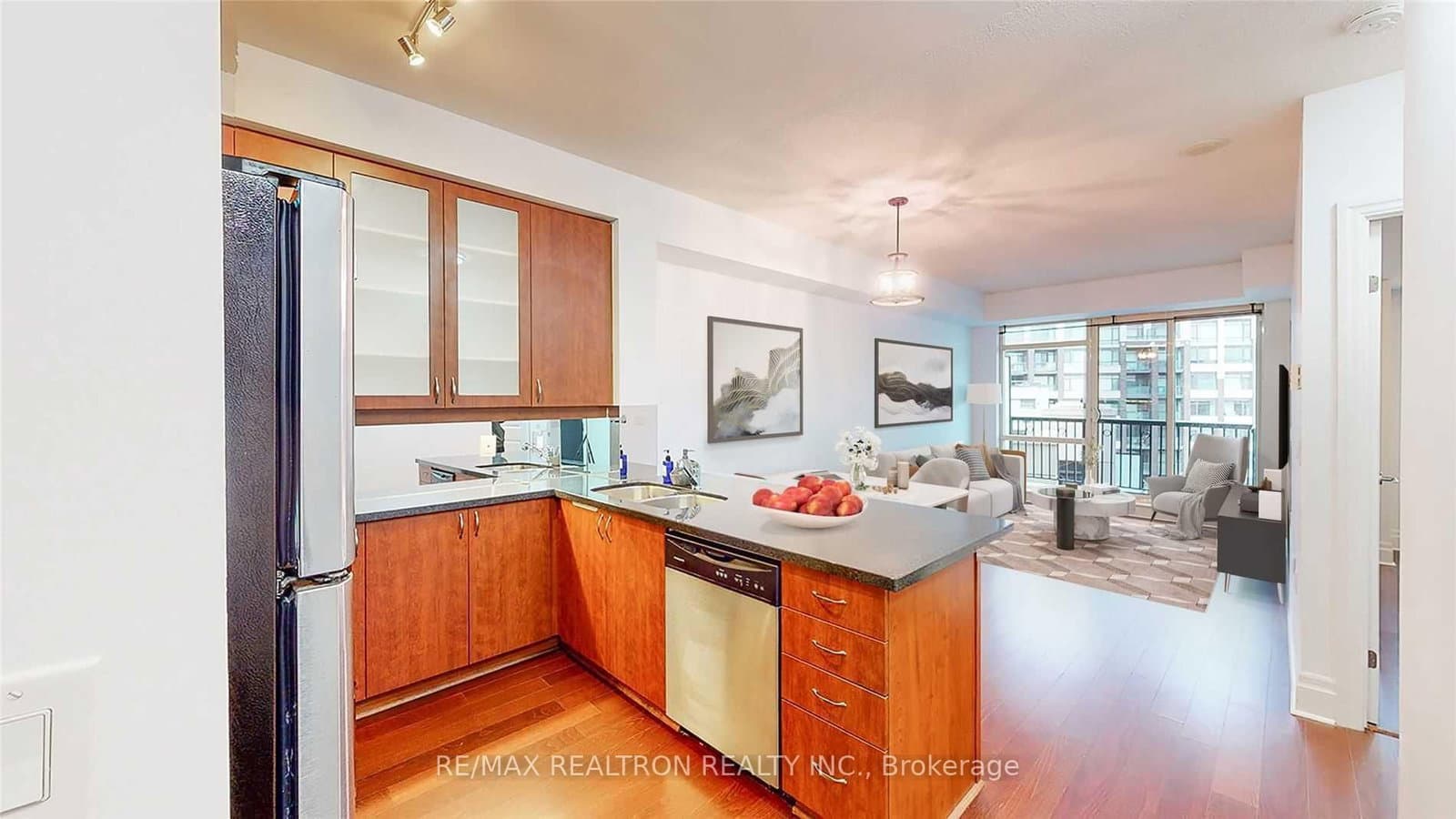 111 Upper Duke Crescent, Unit 701 - Image 6