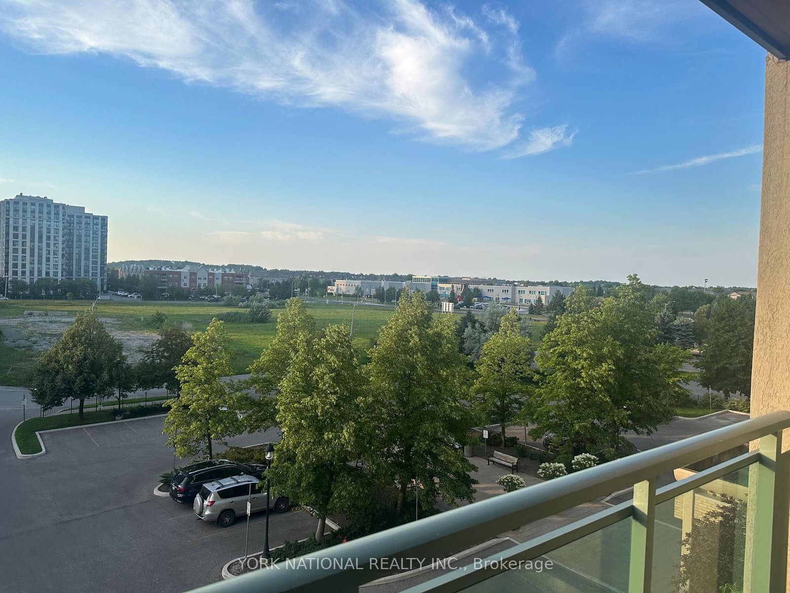 39 Oneida Crescent, Unit 408 - Image 4