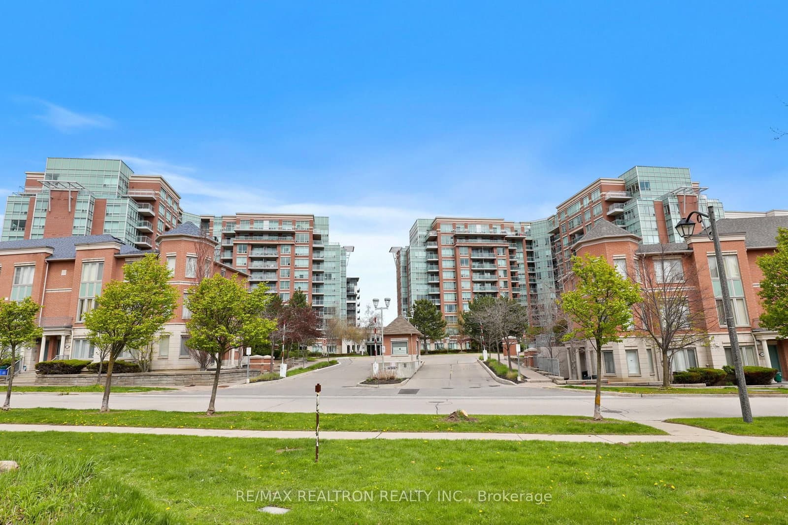 48 Suncrest Boulevard, Unit 112 - Image 4