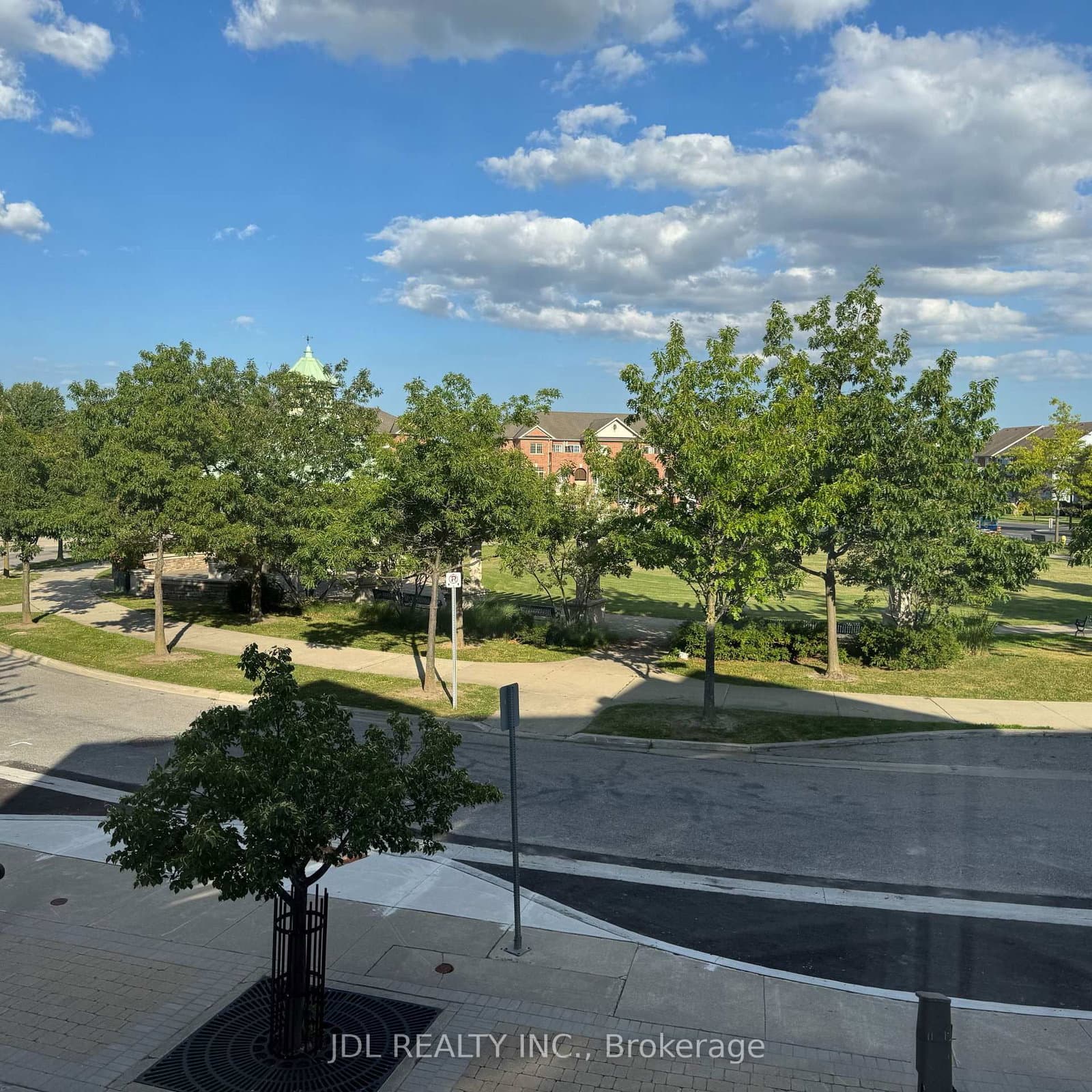 10 Greensborough Village Circle, Unit 27 - Image 6