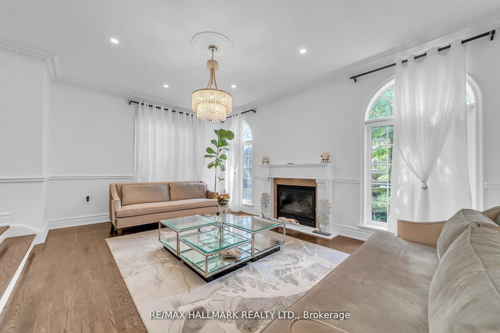 384 W Kennedy Street W - Image 6