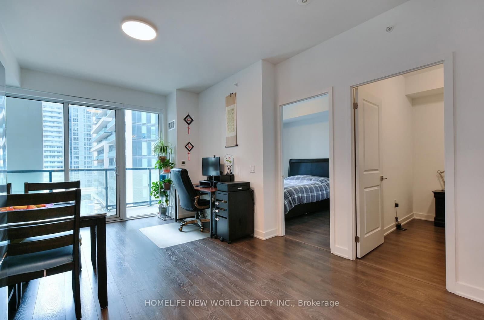 85 Oneida Crescent, Unit 811 - Image 6