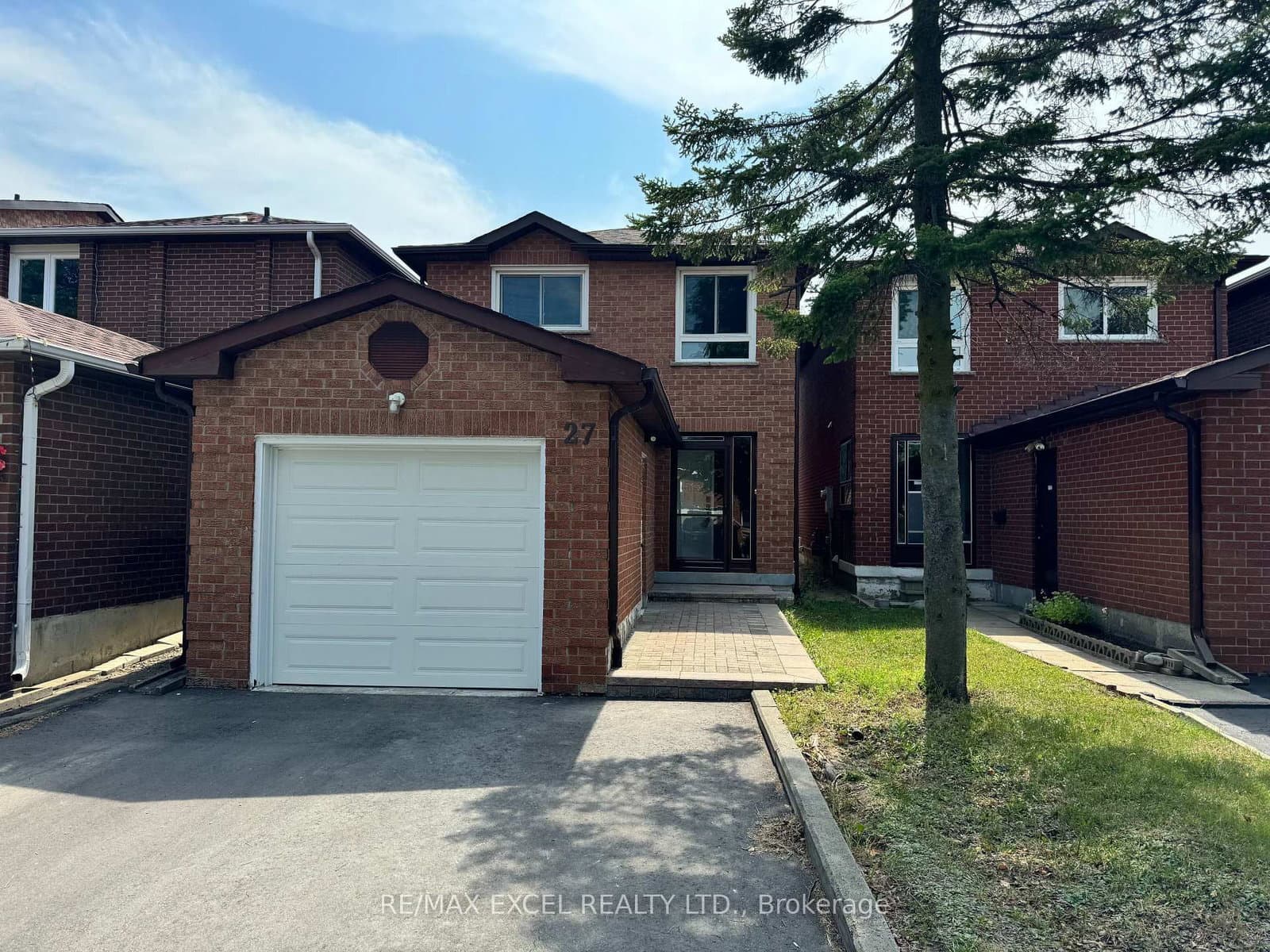 27 Manston Crescent - Image 2