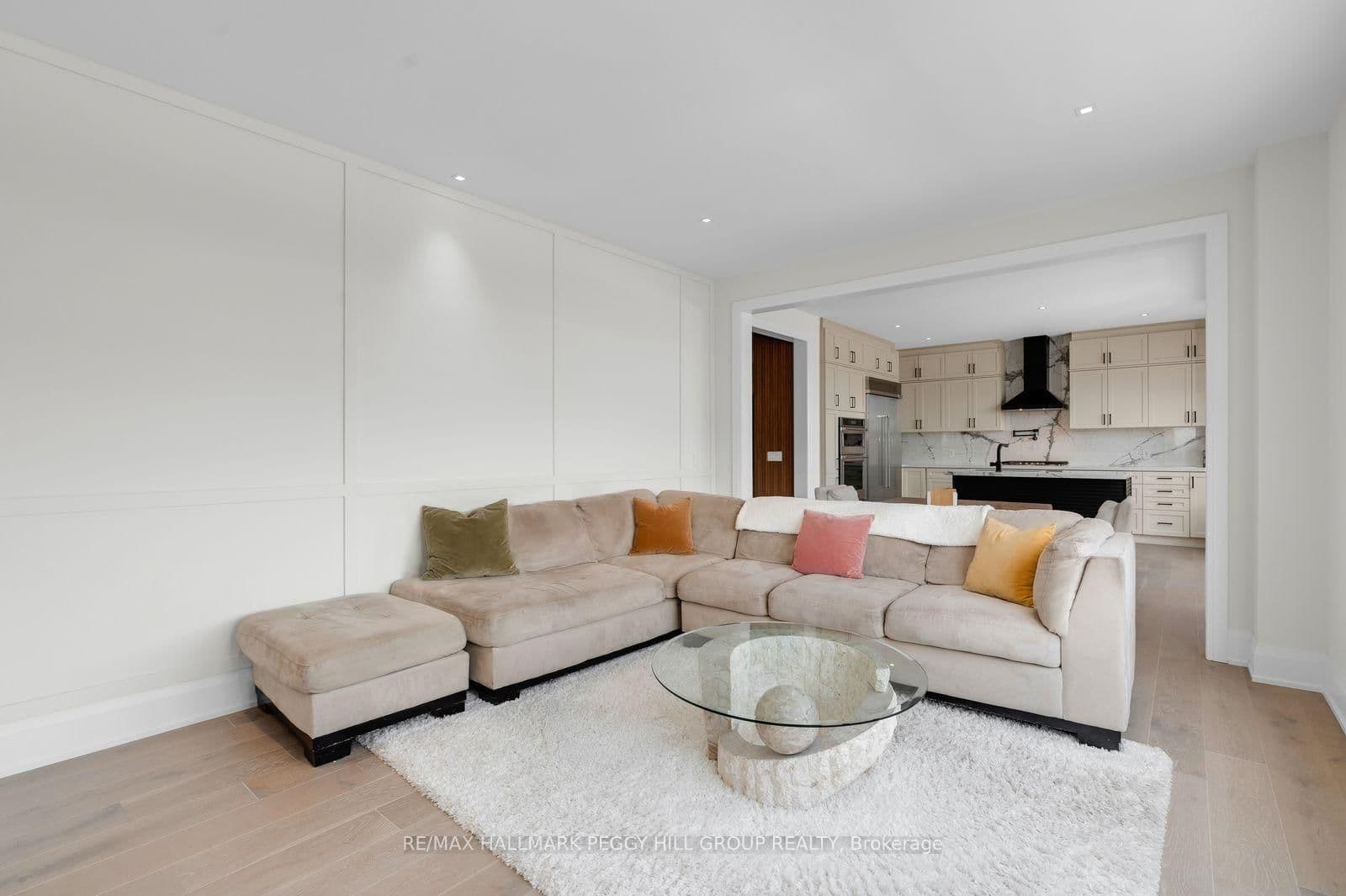61 Strathgreen Lane - Image 4