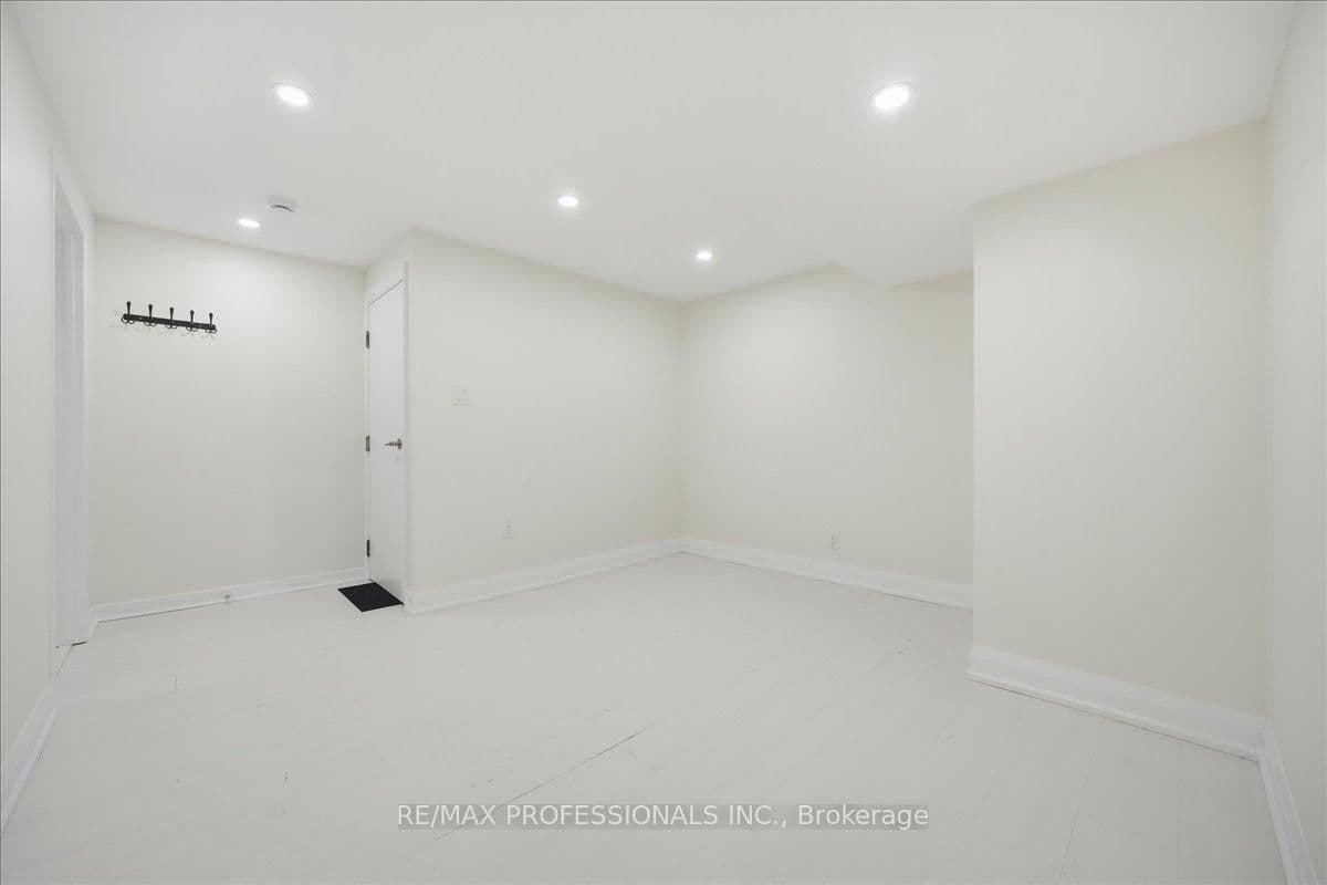 9611 Keele Street, Unit C - Image 5