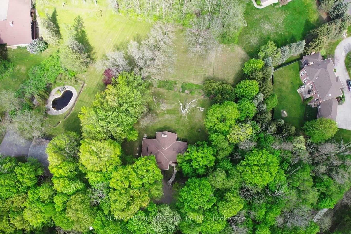 9563 Warden Avenue - Image 3