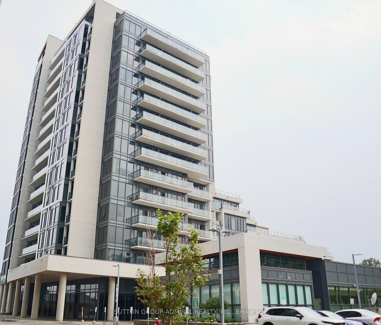 #1008 - 9618 Yonge Street