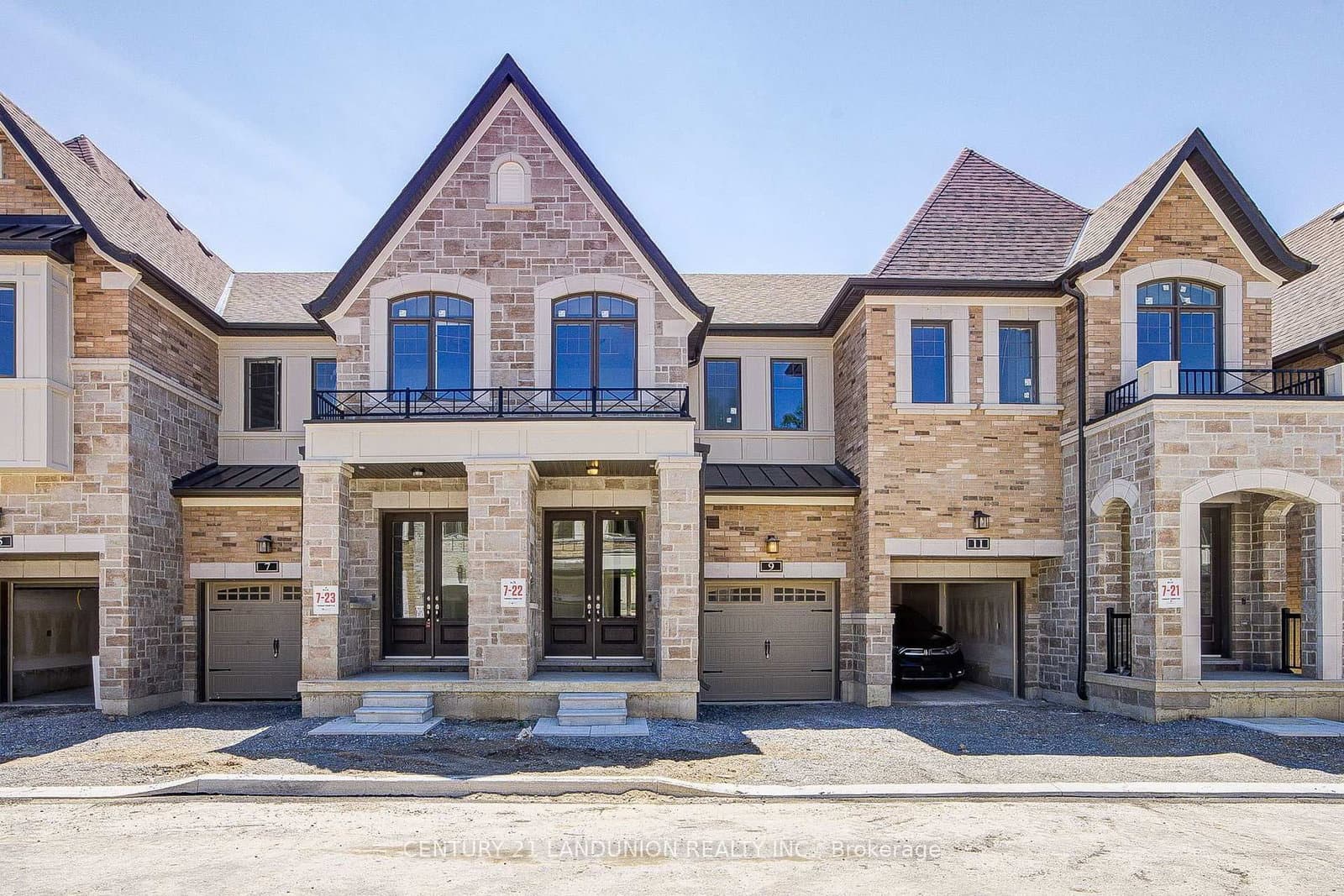 66 Main Street, Unit Lot 22