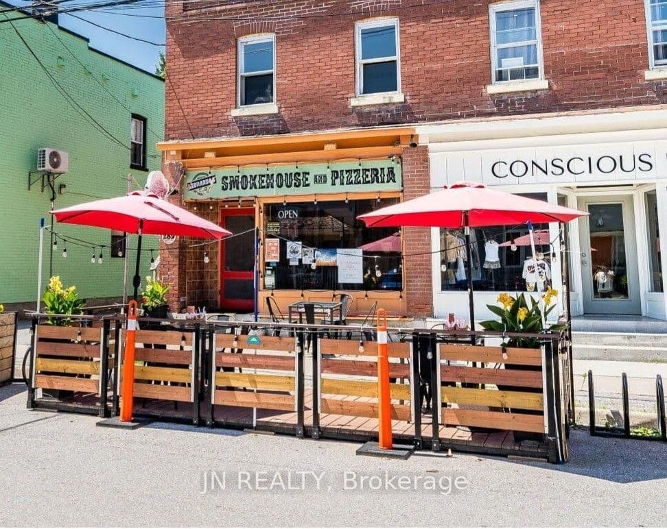 289 Main Street W - Image 1