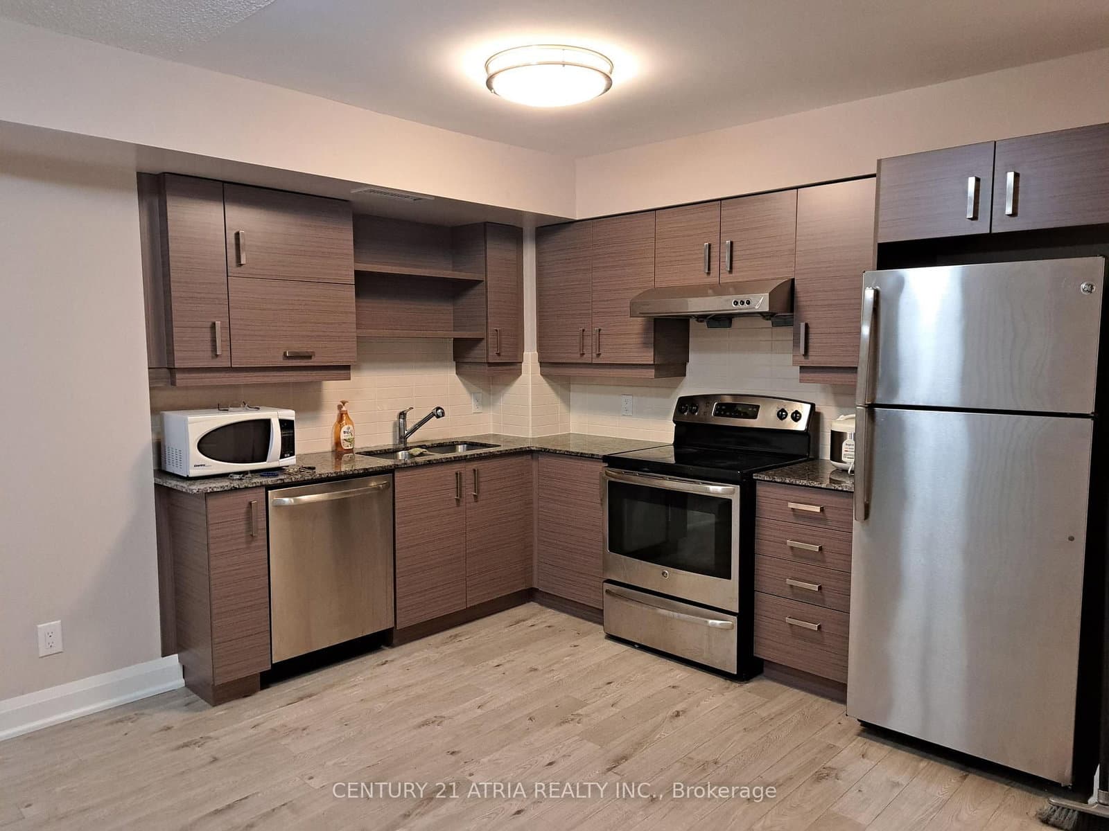 1 Uptown Drive, Unit 517 - Image 2