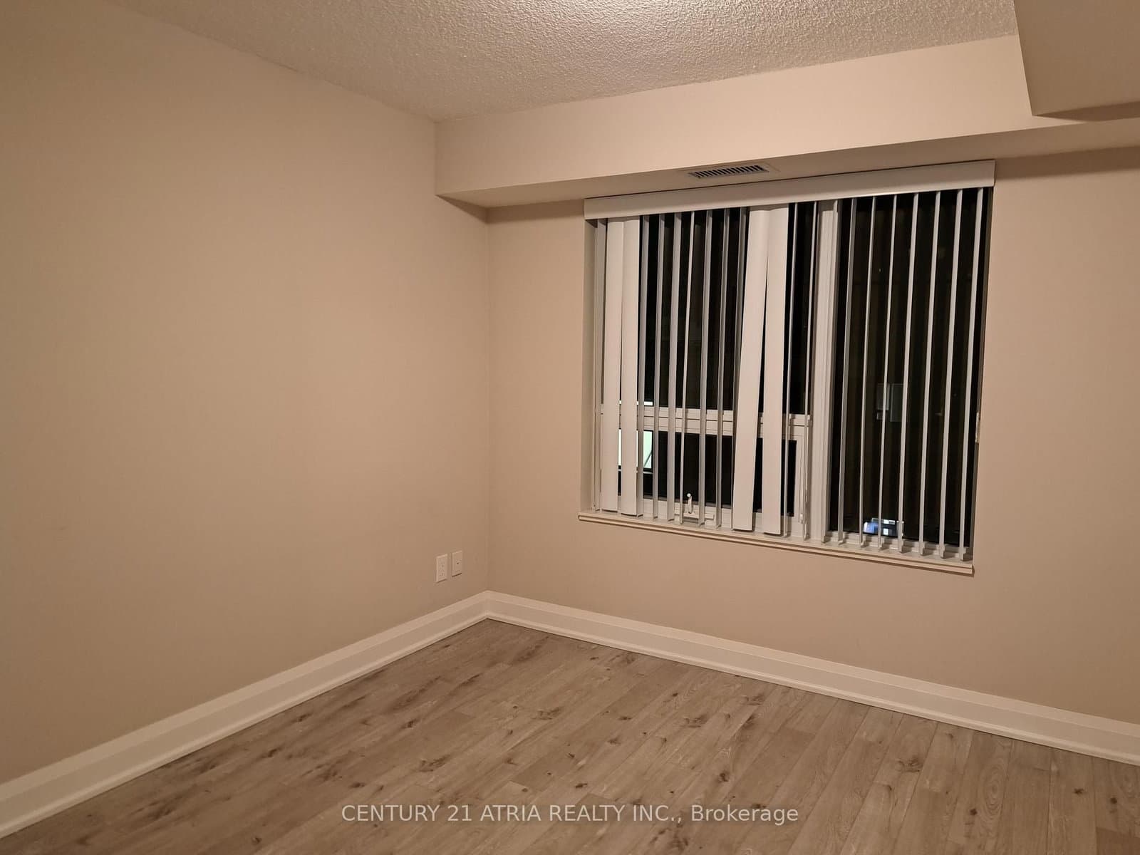 1 Uptown Drive, Unit 517 - Image 6