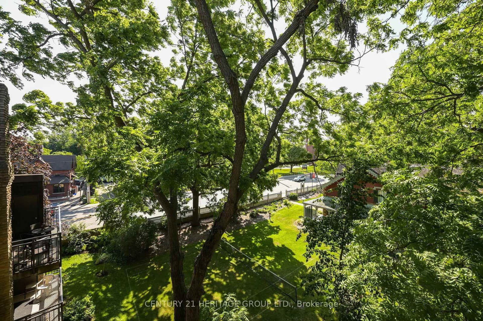 15390 Yonge Street, Unit PH 1 - Image 4