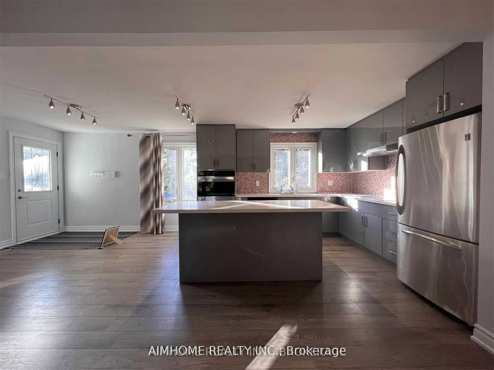 344 Steeles Avenue E - Image 3