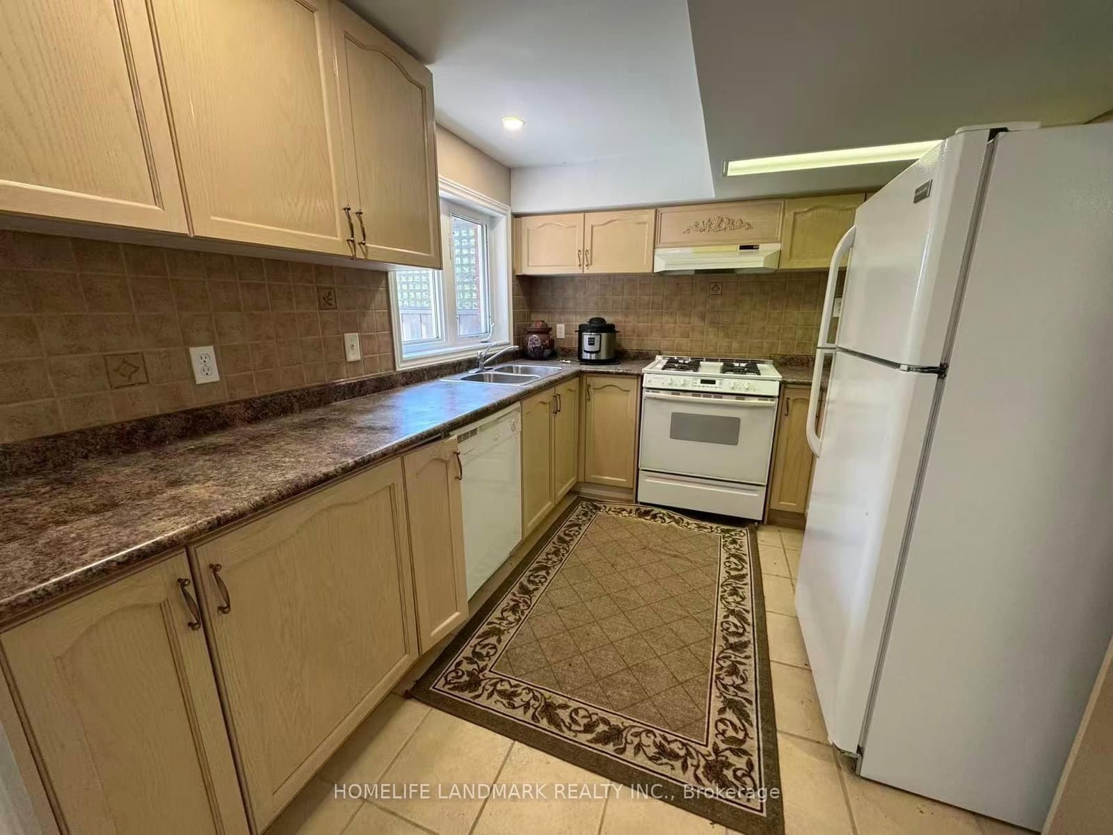 77 Greenbank Drive, Unit Basement - Image 2