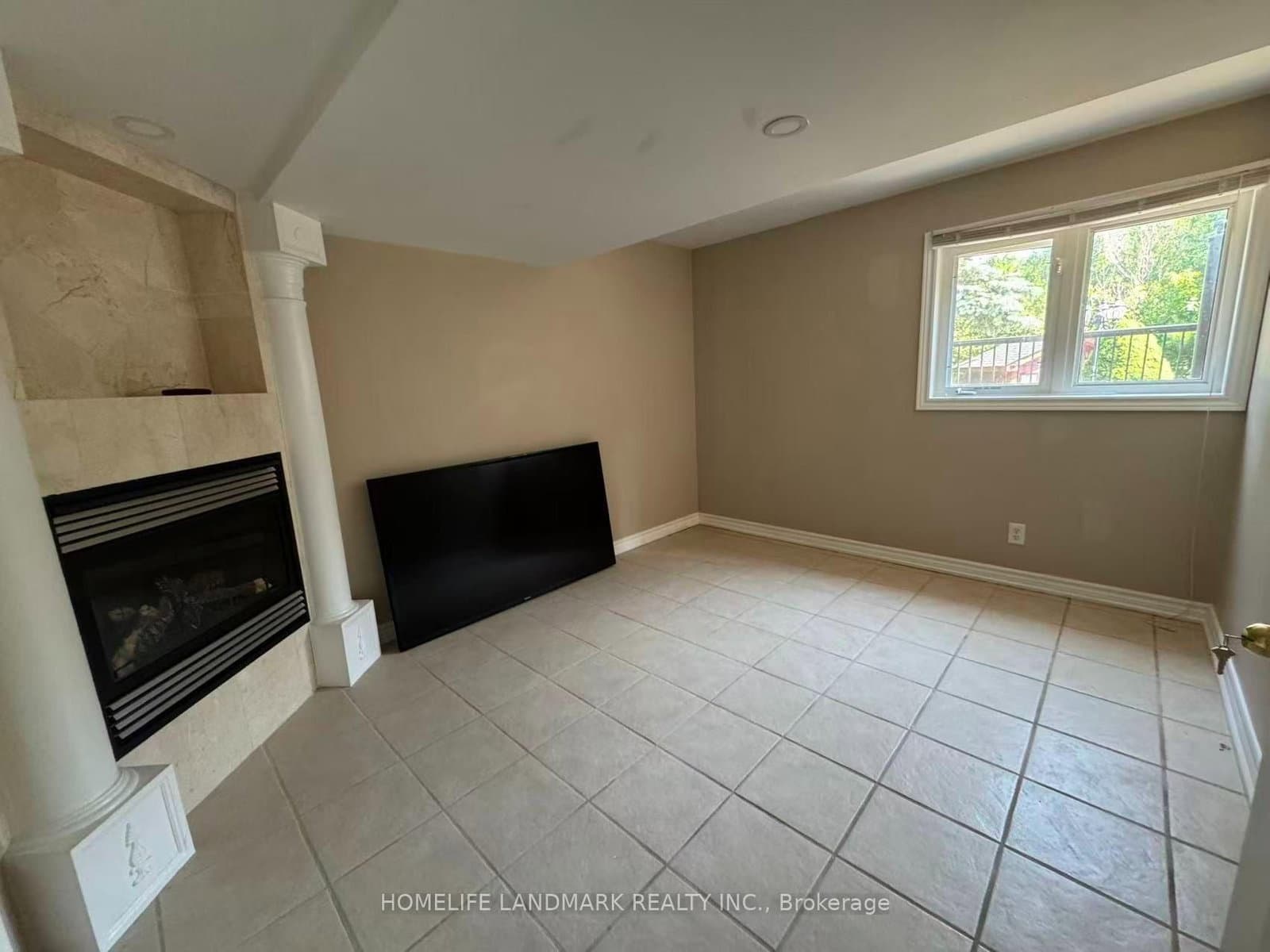 77 Greenbank Drive, Unit Basement - Image 4