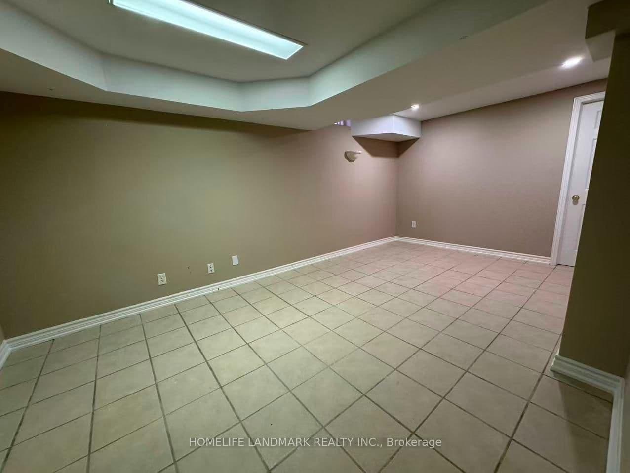 77 Greenbank Drive, Unit Basement - Image 6