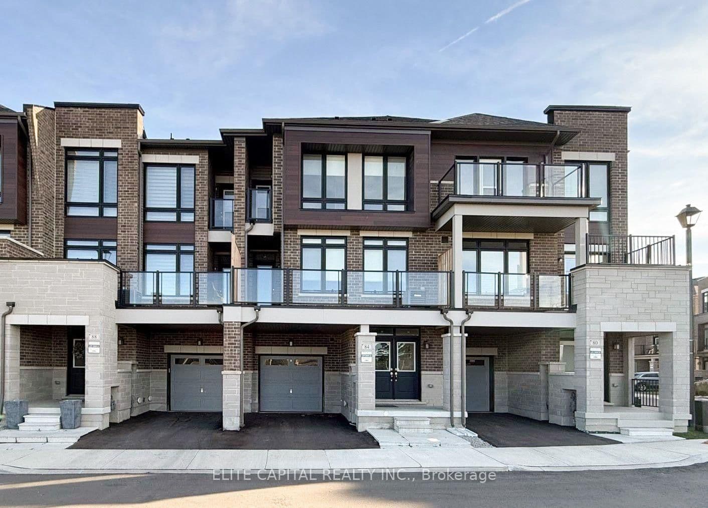 84 Holyrood Crescent - Image 1