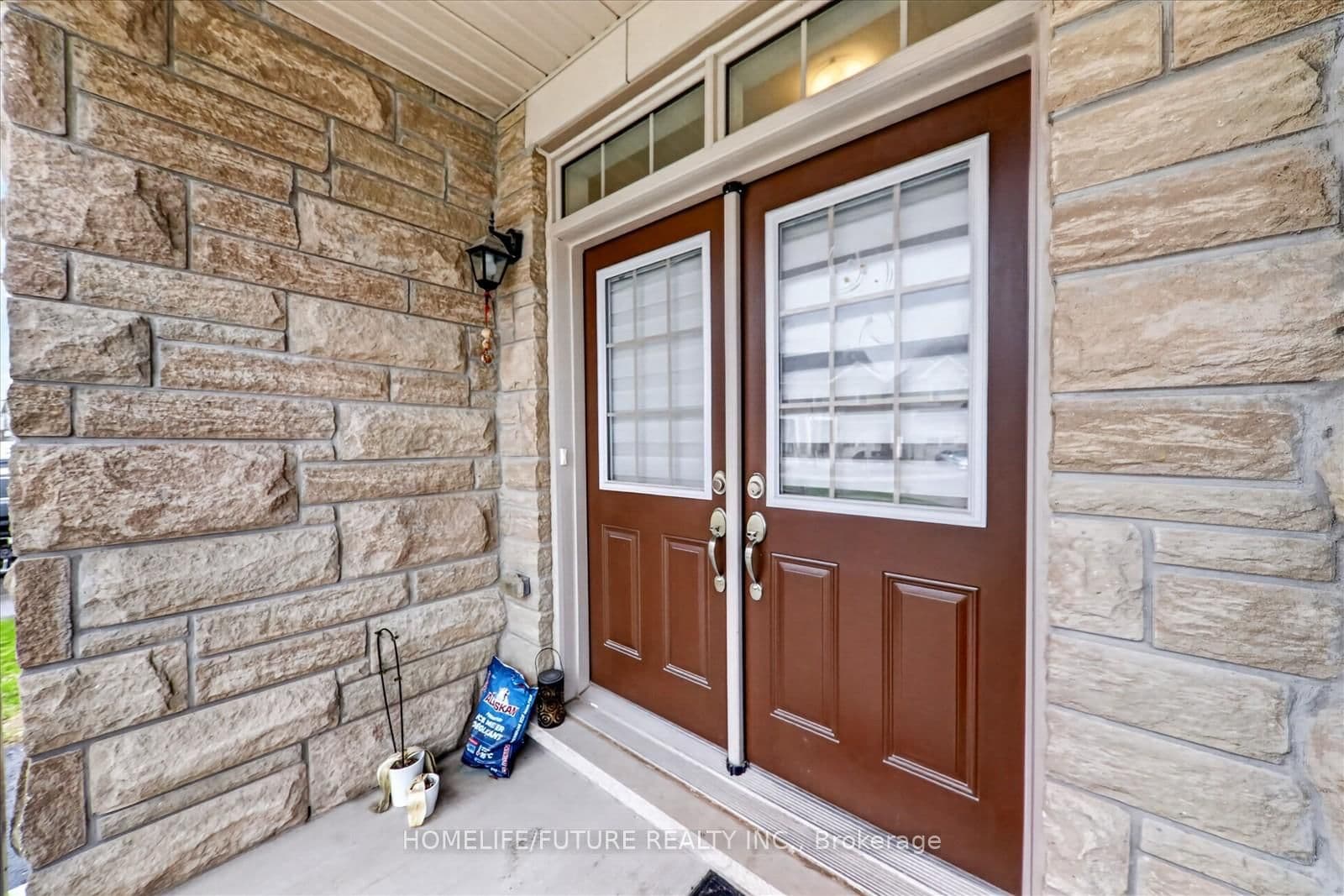 6 Ryler Way - Image 4