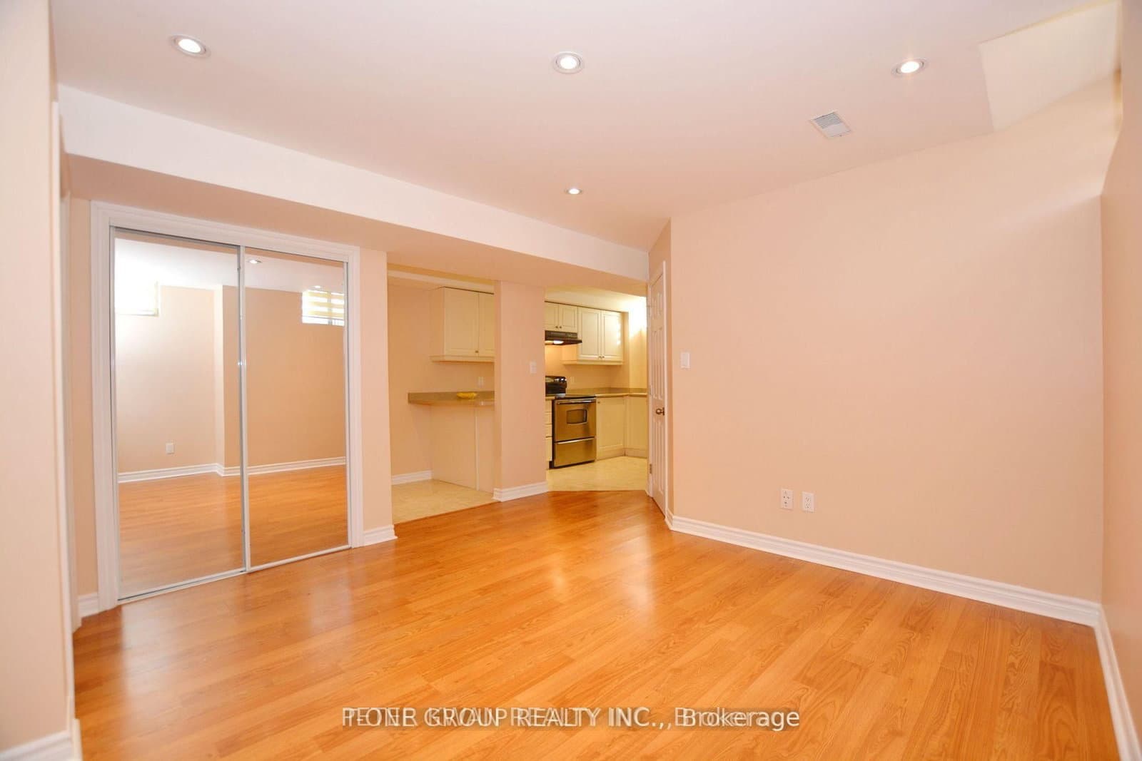 45 Coranto Way, Unit Lower - Image 3