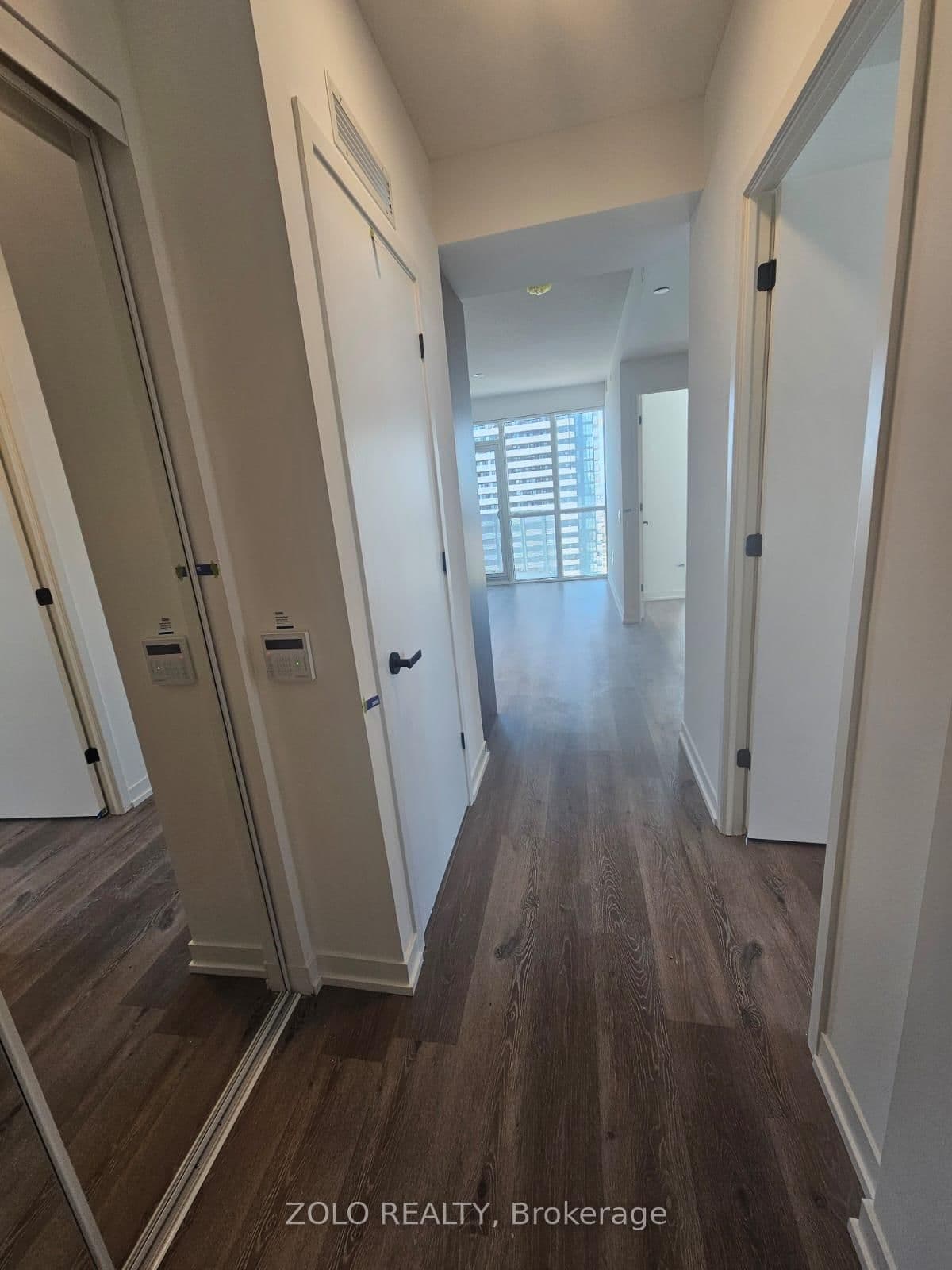 28 Interchange Way, Unit 3503 - Image 5