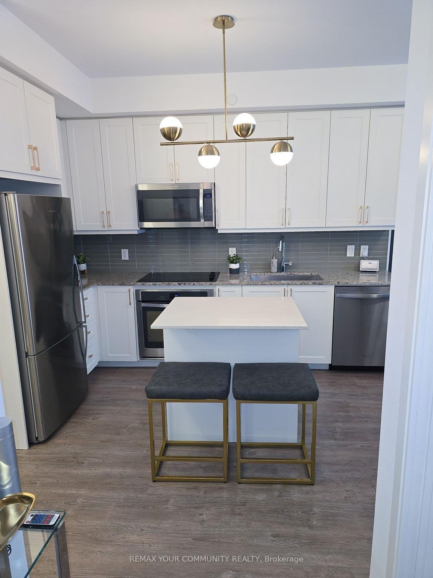 9608 Yonge Street, Unit 705A - Image 2