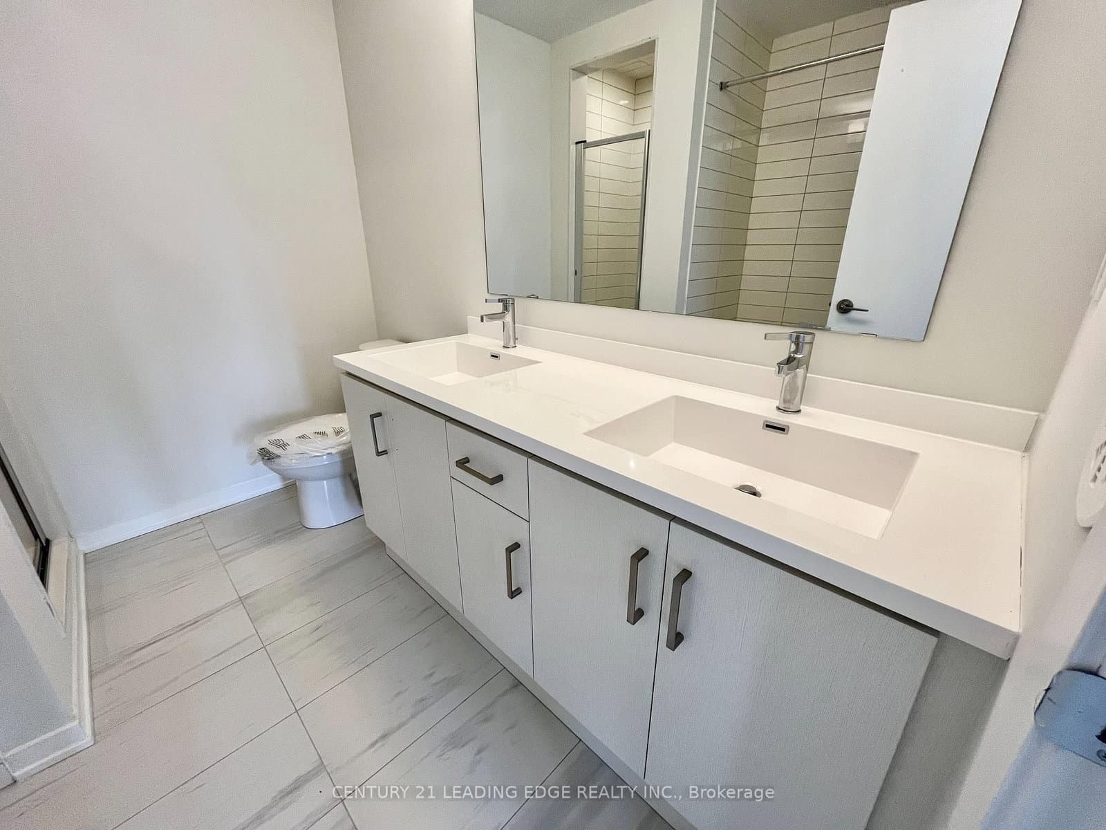 11 Almond Blossom Mews, Unit 137 - Image 4