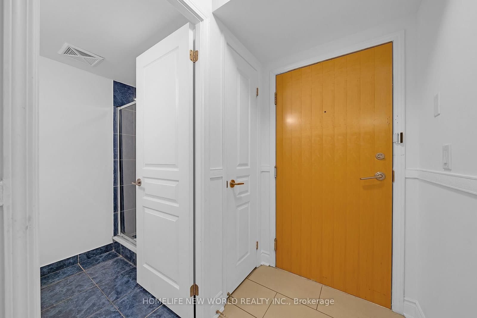 55 South Town Centre Boulevard, Unit 912 - Image 5