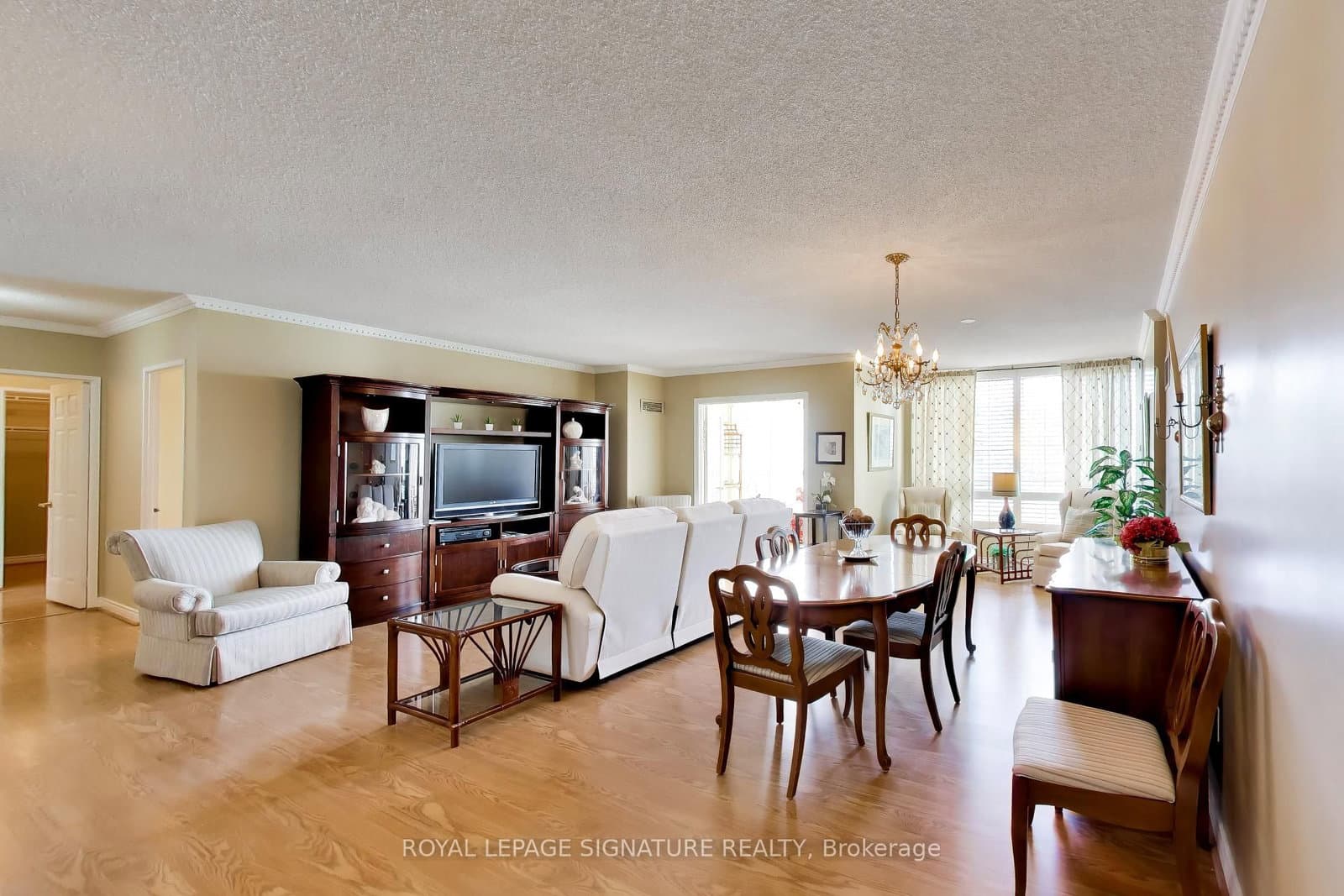 1 Clark Avenue W, Unit 1802 - Image 2