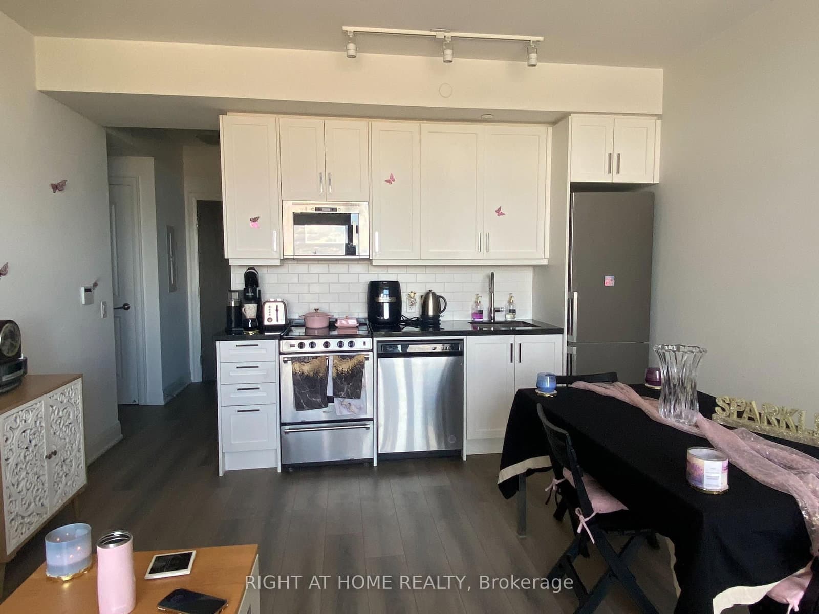10 Gatineau Road, Unit 1007W - Image 6