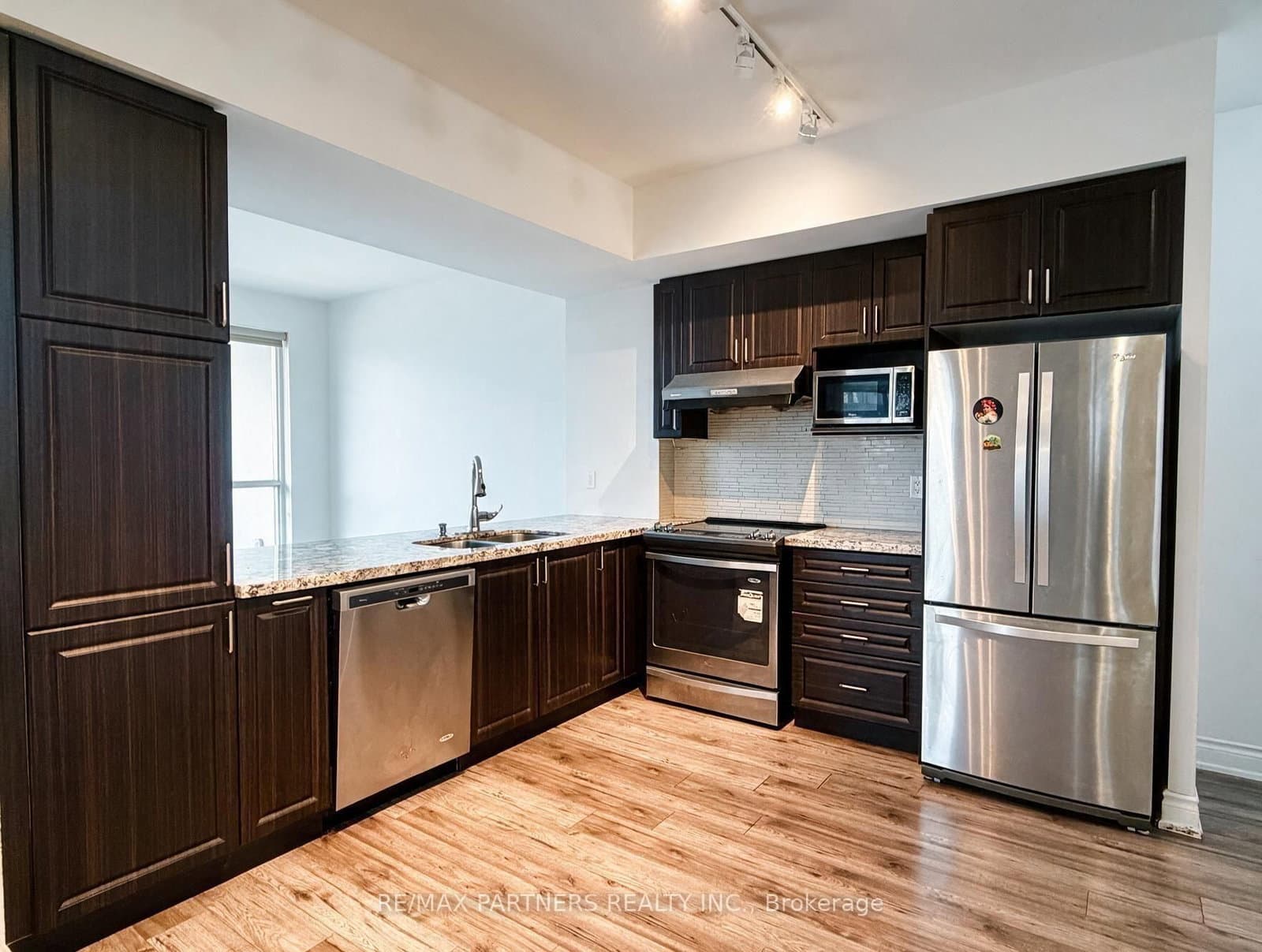 38 Cedarland Drive, Unit 605 - Image 4