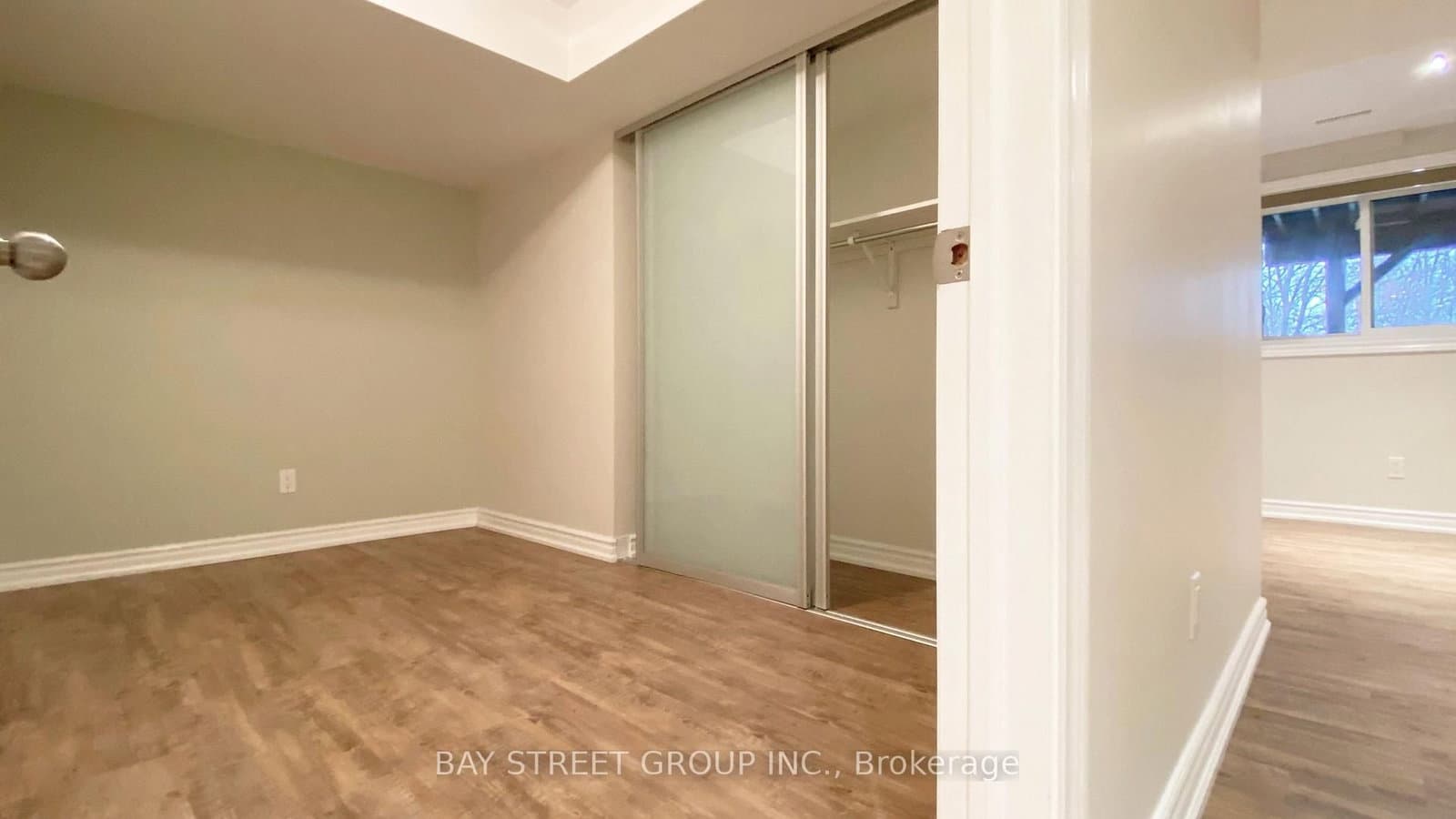 29 Carlton Road, Unit Basement - Image 6
