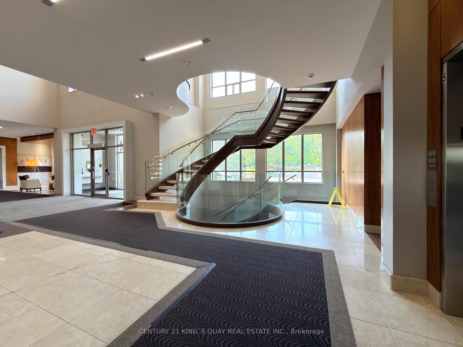 37 Galleria Parkway, Unit UPH 10 - Image 2