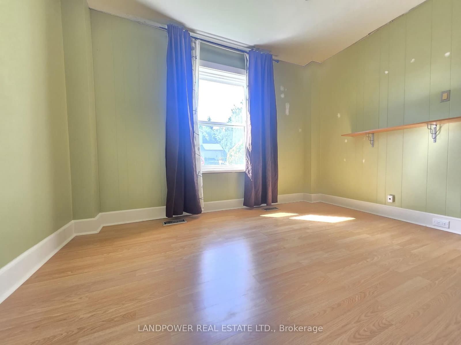 451 Ontario Street, Unit Main Floor - Image 3