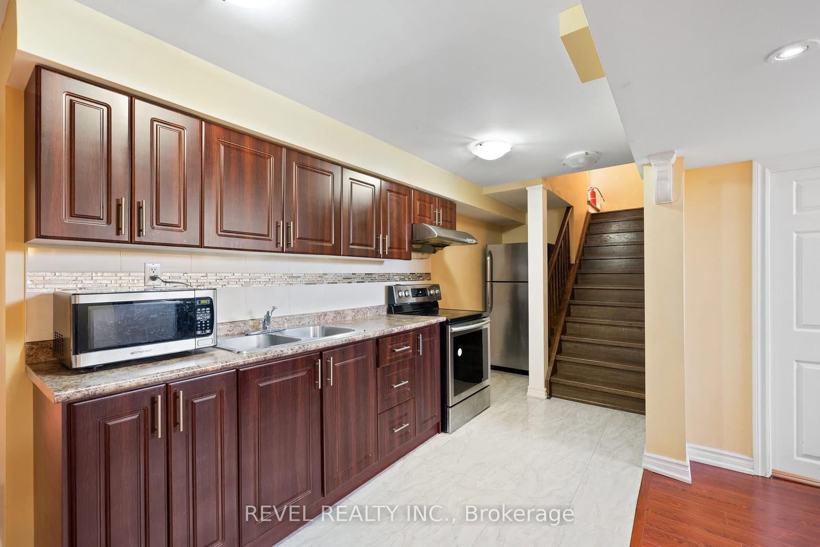 16 Terrance Drive, Unit Basement - Image 4