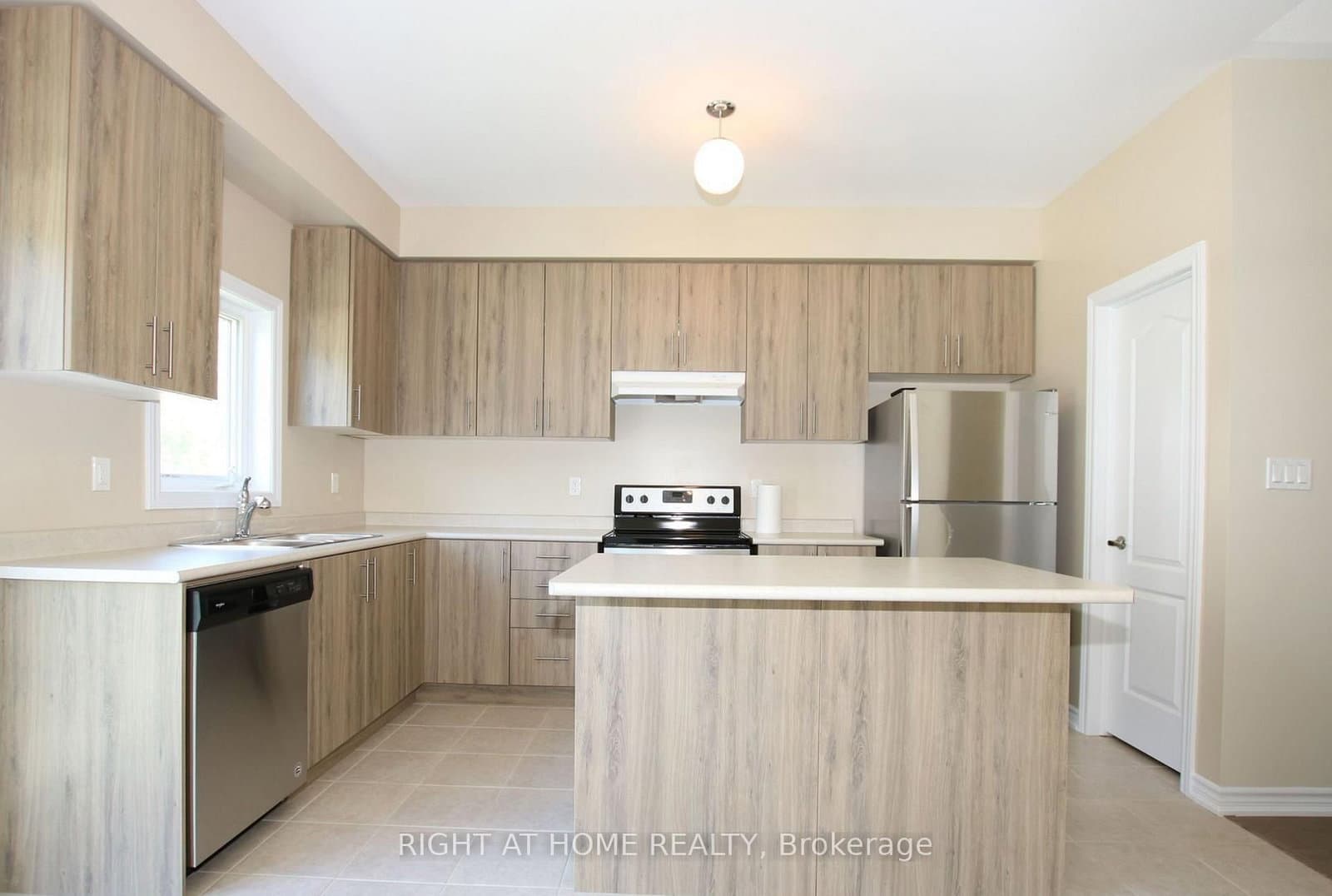 49 Milson Crescent - Image 2