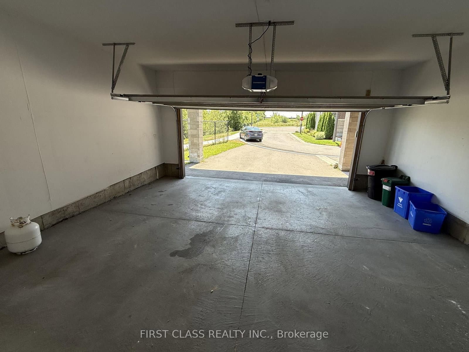 31 Breyworth Road - Image 3