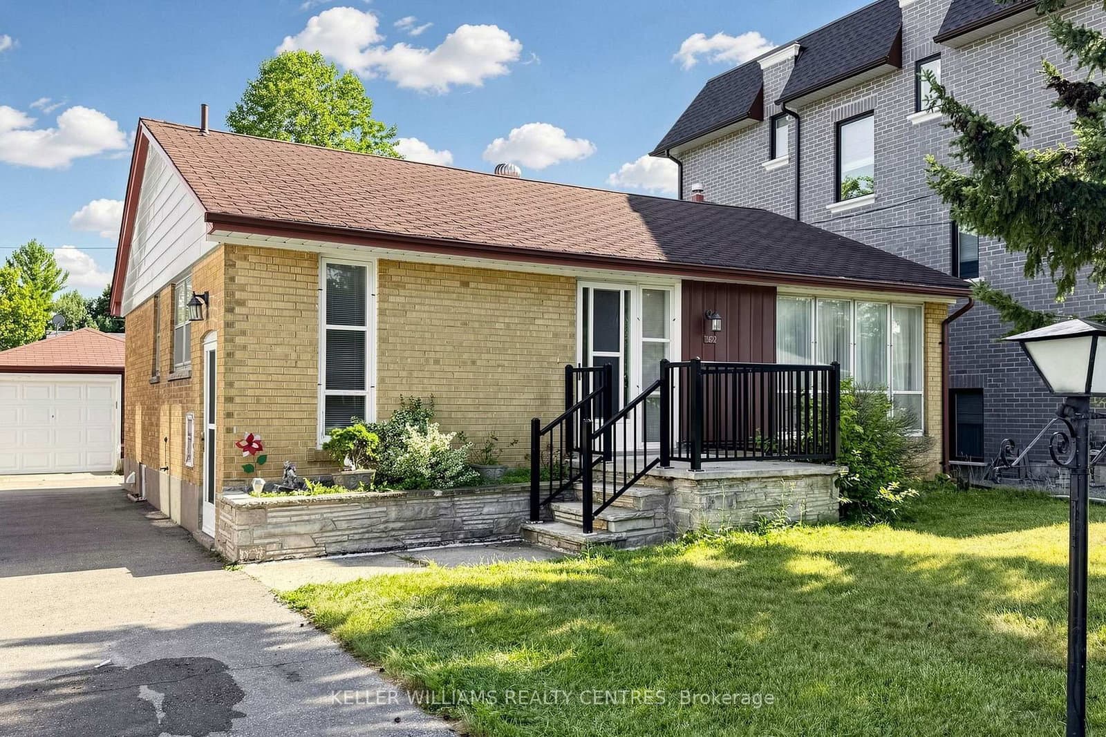 302 Palmer Avenue - Image 1