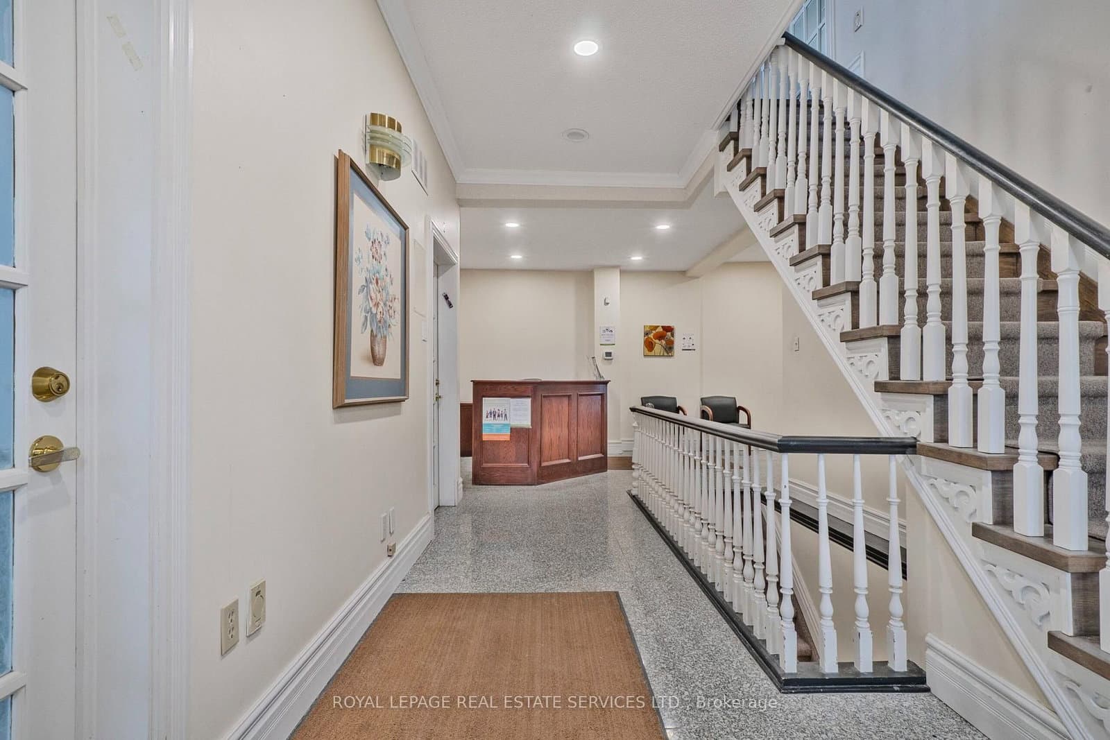 7626 Yonge Street, Unit #6 - Image 2
