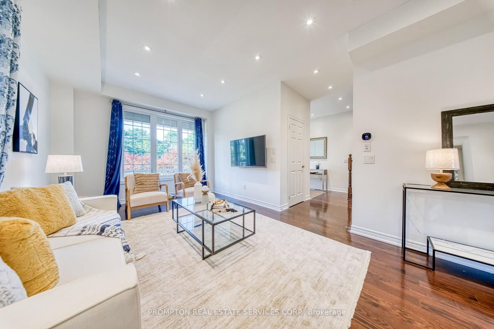 2762 Donald Cousens Parkway - Image 3