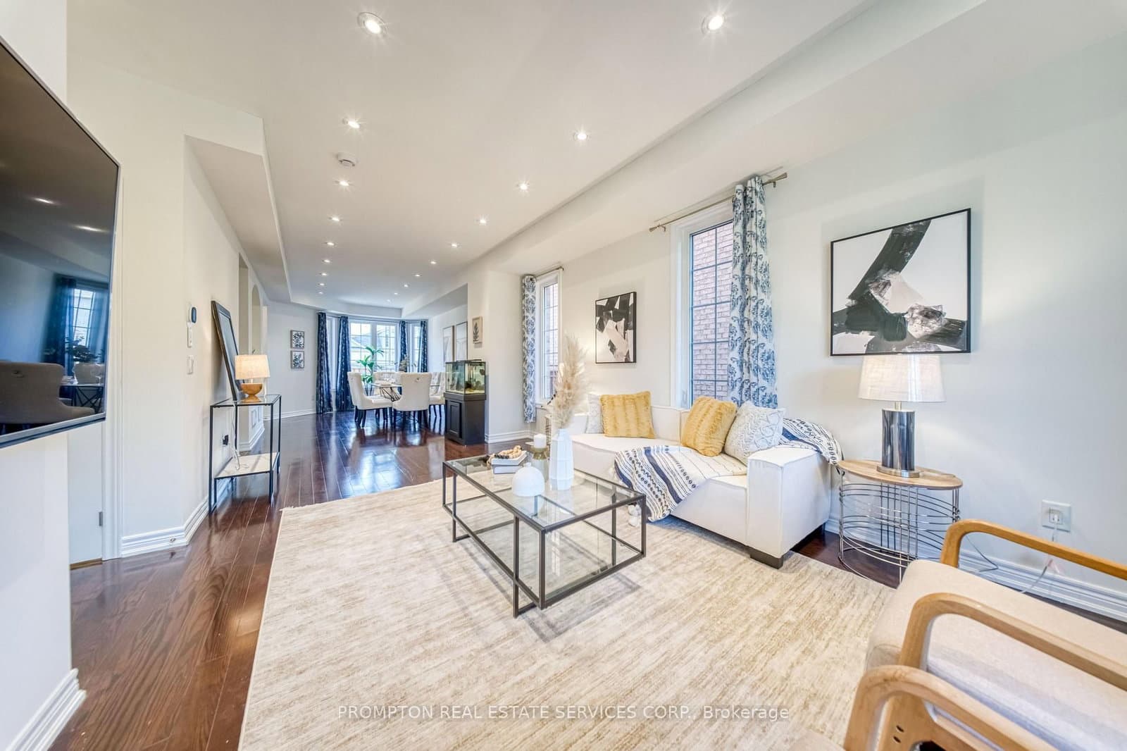 2762 Donald Cousens Parkway - Image 6